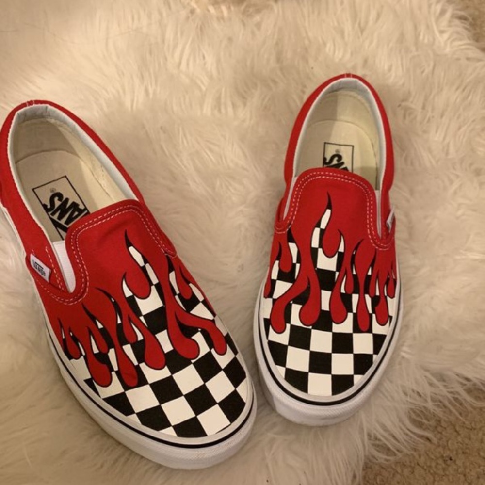 Red van slides with checkerd flames